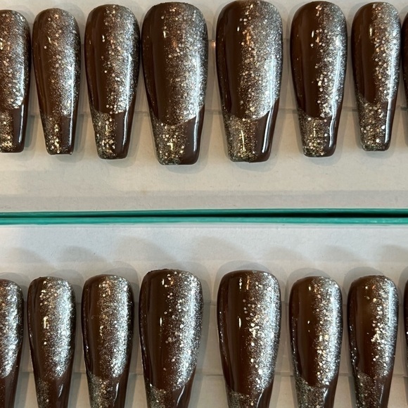 Press On reusable nails with application kit A4 - Picture 5 of 6